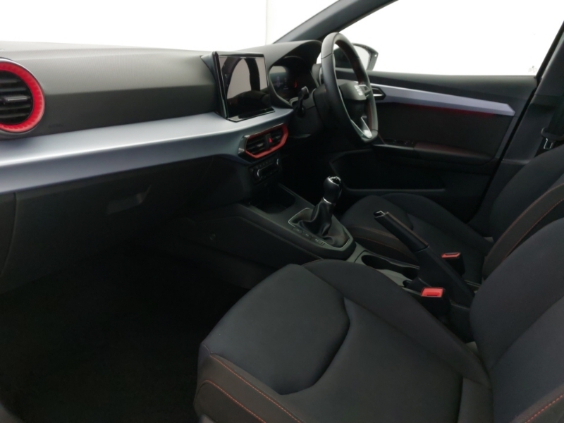Seat Ibiza 1.0 Tsi 95 Fr Black #5