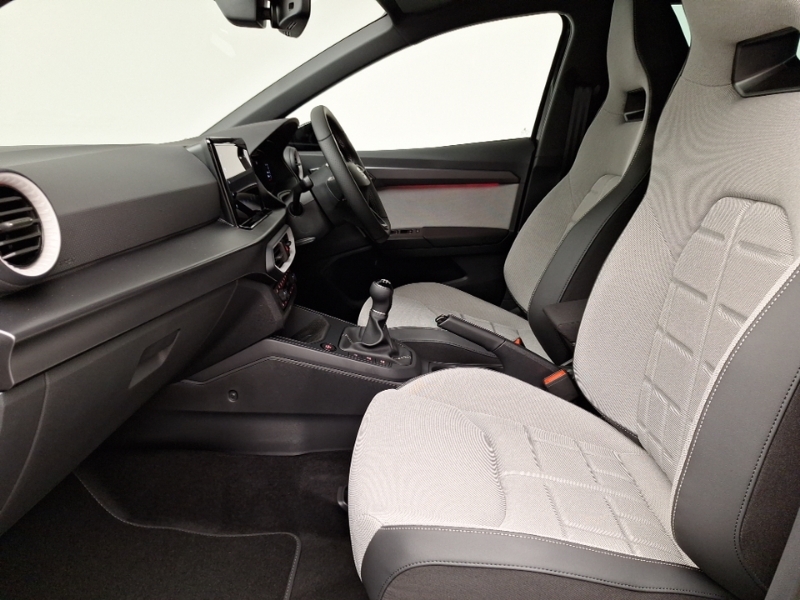 Seat Ibiza Se White #5