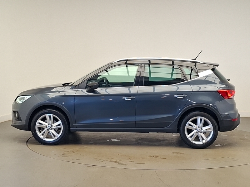 Seat Arona 1.0 Tsi 115 Fr Ez Grey #4