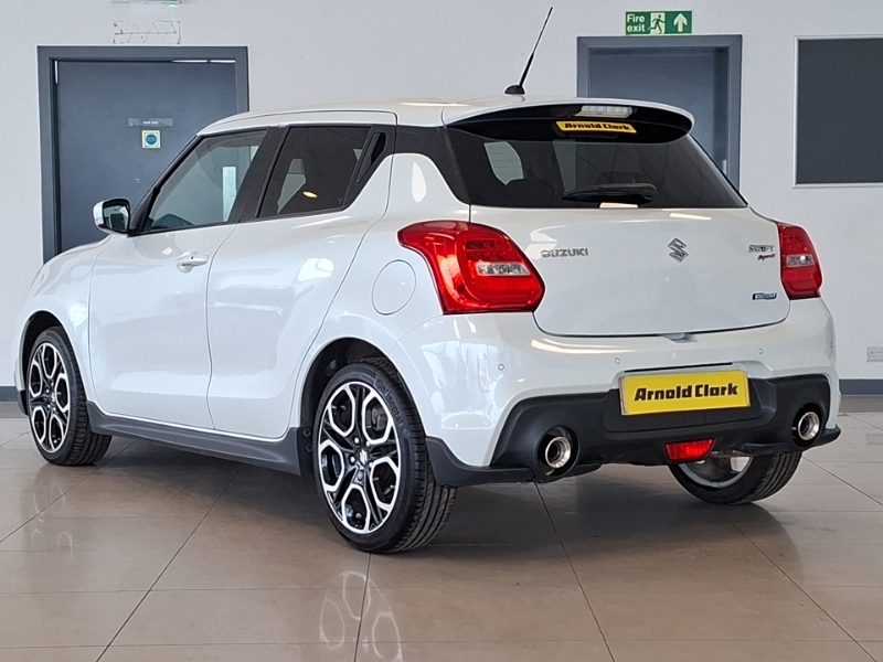 Suzuki Swift 1.4 Boosterjet 48V Hybrid Sport White #2
