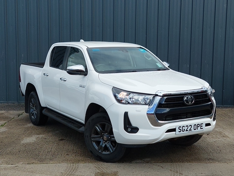 Toyota HILUX Icon Dcab Pick Up 2.4 D-4d White