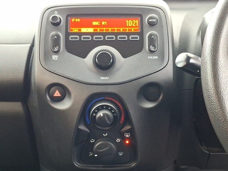 Toyota Aygo Hatchback Red #15