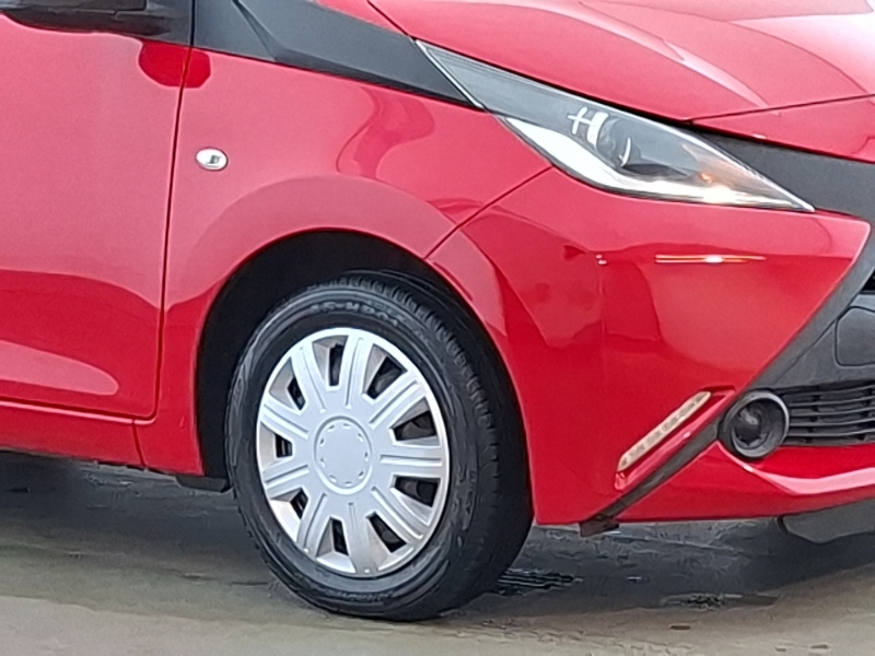 Toyota Aygo Hatchback Red #20
