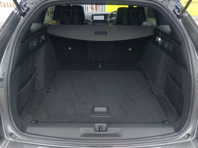 Vauxhall Astra Ultimate 1.2T 130Ps Silver #18