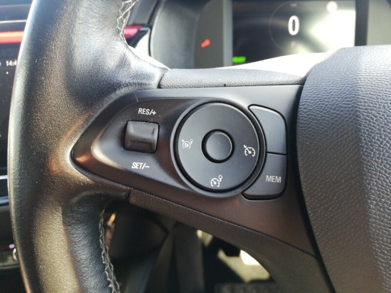 Vauxhall Corsa-e 100Kw Sri Nav Premium Red #16