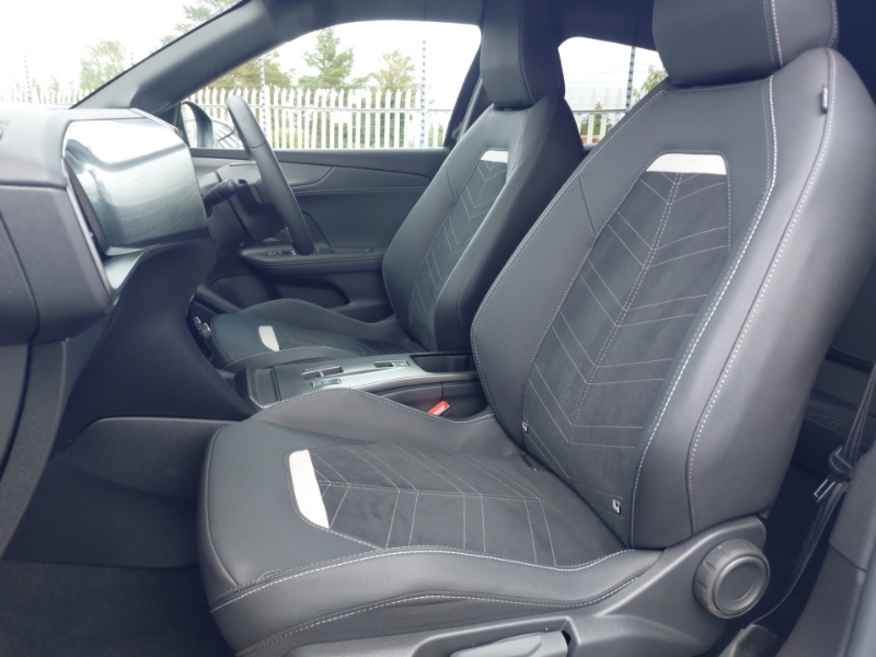Vauxhall Mokka Ultimate White #5