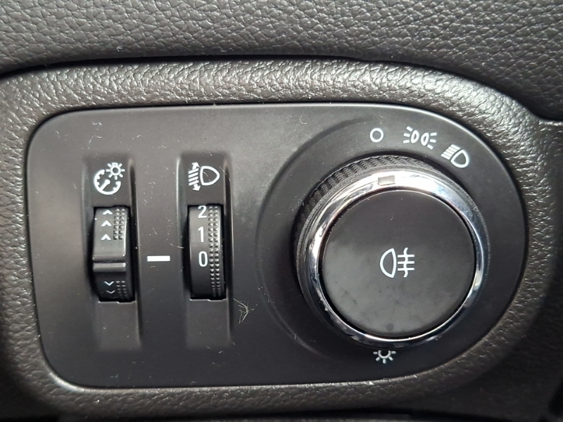 Vauxhall Zafira Design Black #16