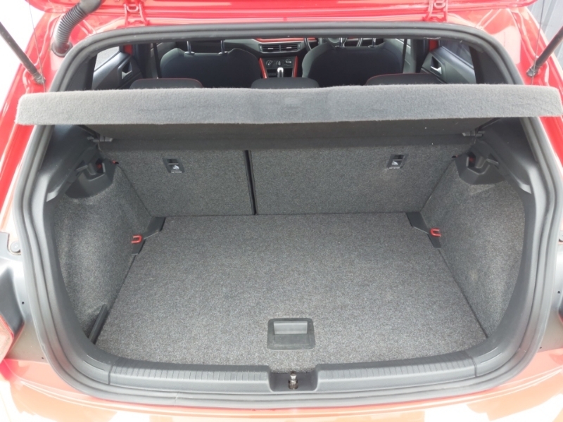 Volkswagen Polo Se White #18