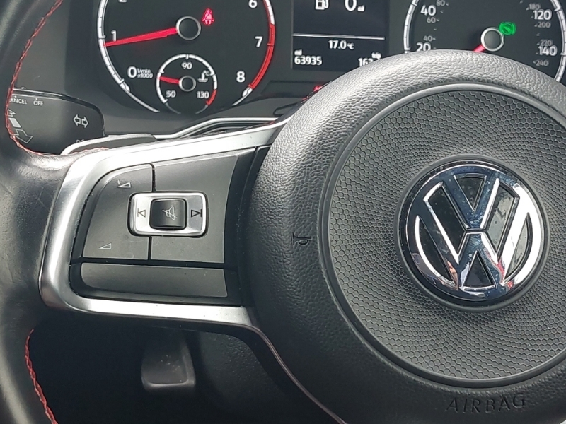 Volkswagen Polo Se White #12