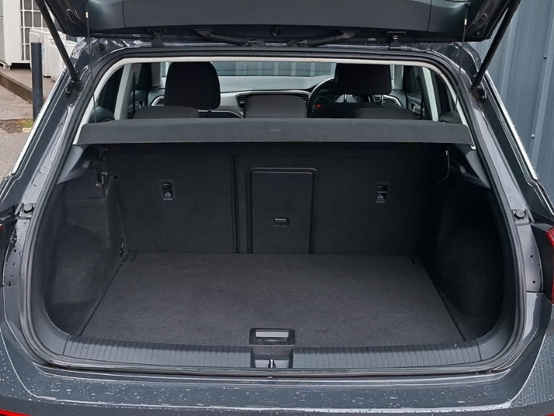 Volkswagen T-Roc Active Silver #17