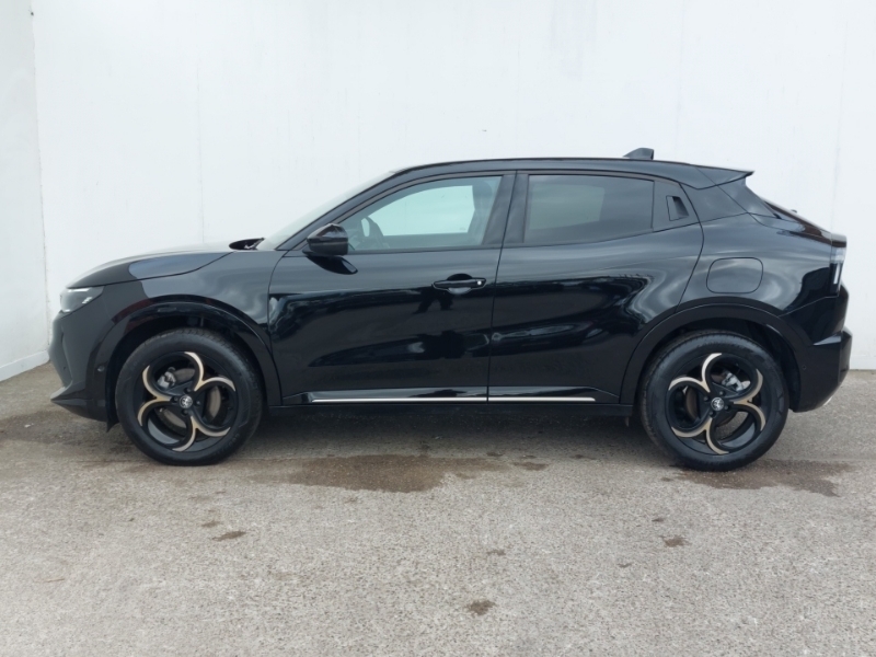 Alfa Romeo Junior 1.2 Turbo Ibrida Intensa Black #4