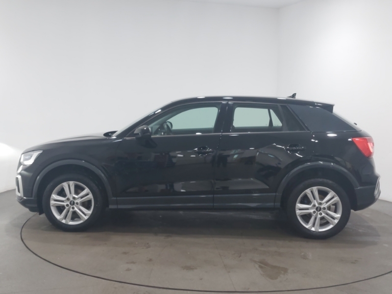 Audi Q2 35 Tfsi Sport S Tronic Black #4
