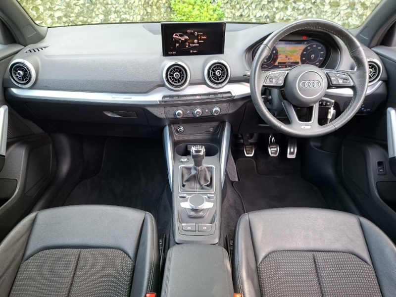 Audi Q2 35 Tfsi S Line Grey #3