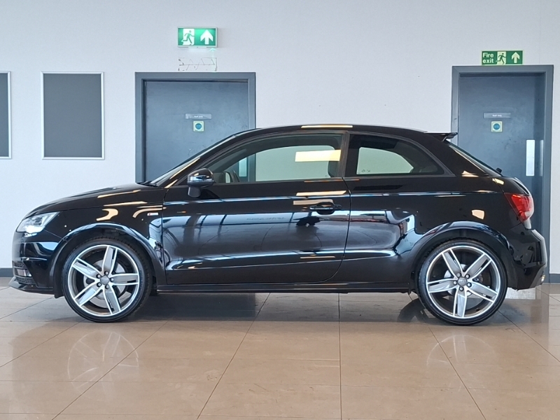 Audi A1 1.4 Tfsi S Line Black #4