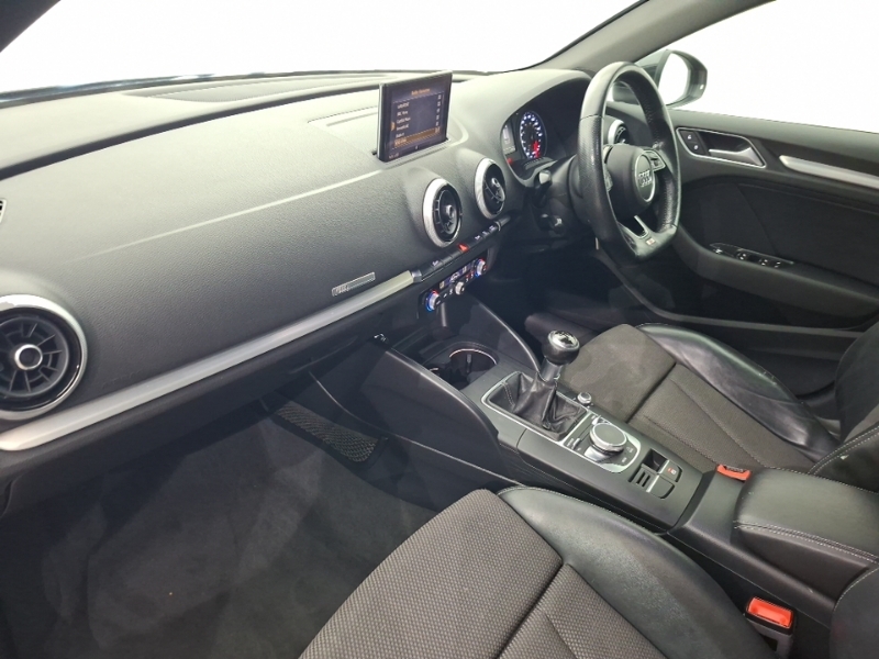 Audi A3 1.4 Tfsi S Line Black #5