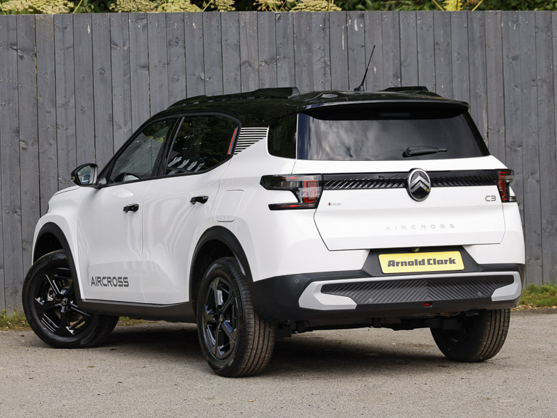 Citroen C3 Aircross Hatchback 1.2 Hybrid 145 Collection E-dcs6 White #2