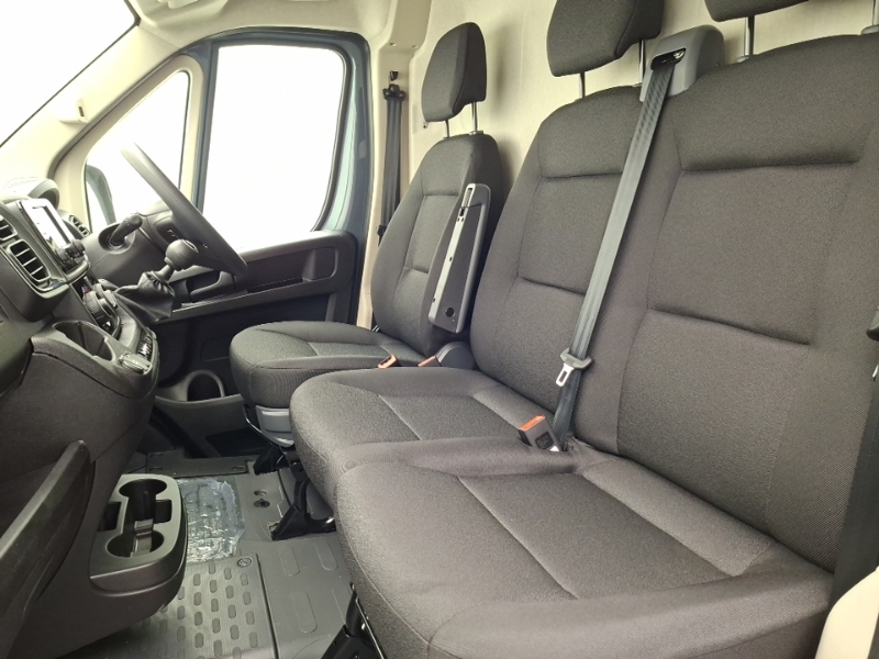 Citroen Relay 2.2 Bluehdi 140 H2 Van Enterprise Grey #5