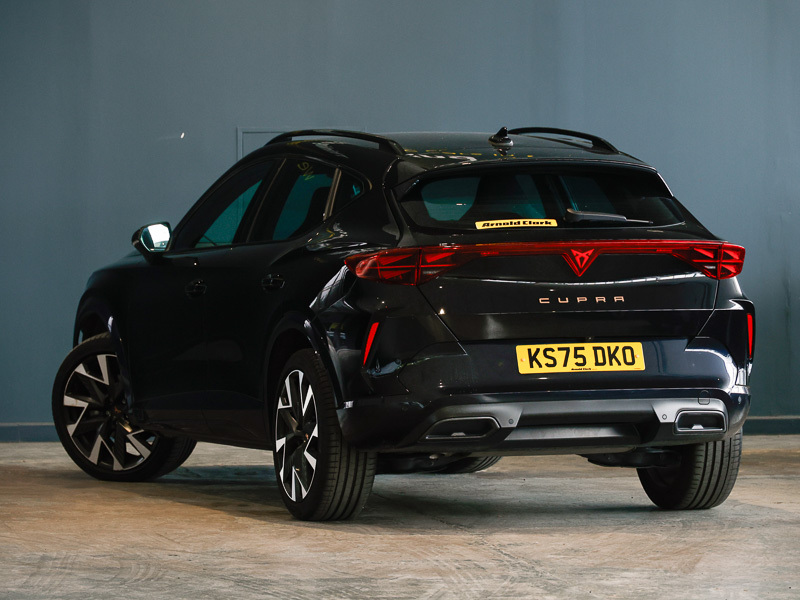 Cupra Formentor 1.5 Etsi 150 V2 Dsg Black #2