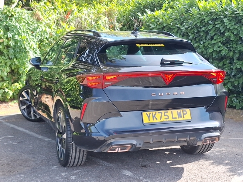 Cupra Formentor 1.5 Ehybrid 272 Vz1 Dsg Black #2