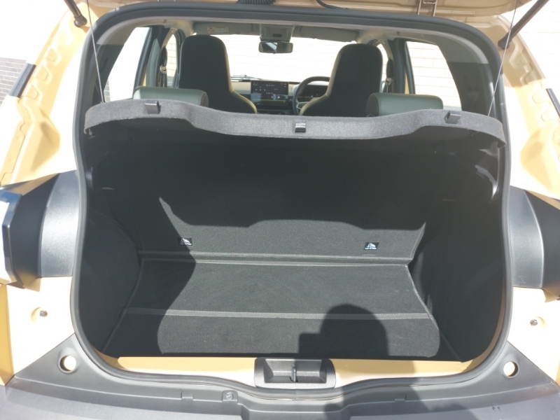 Dacia Spring 27Kwh Extreme 65 48Kw 2024 Red #18