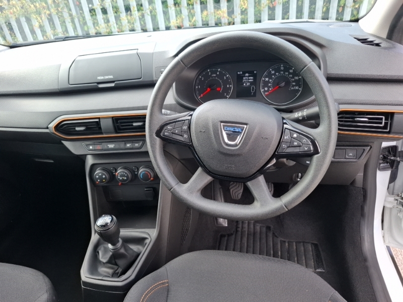 Dacia Sandero Stepway 1.0 Comfort Tce White #8