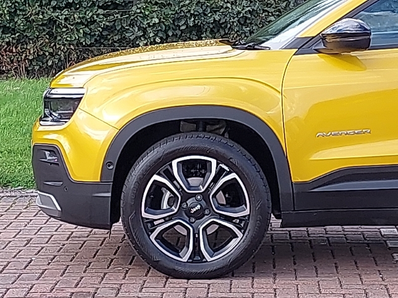 Jeep Avenger 115Kw Summit 54Kwh Yellow #19