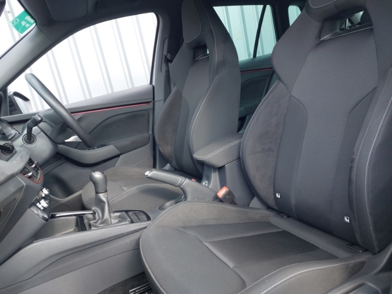 Skoda Kamiq 1.0 Tsi Design Edition Grey #5