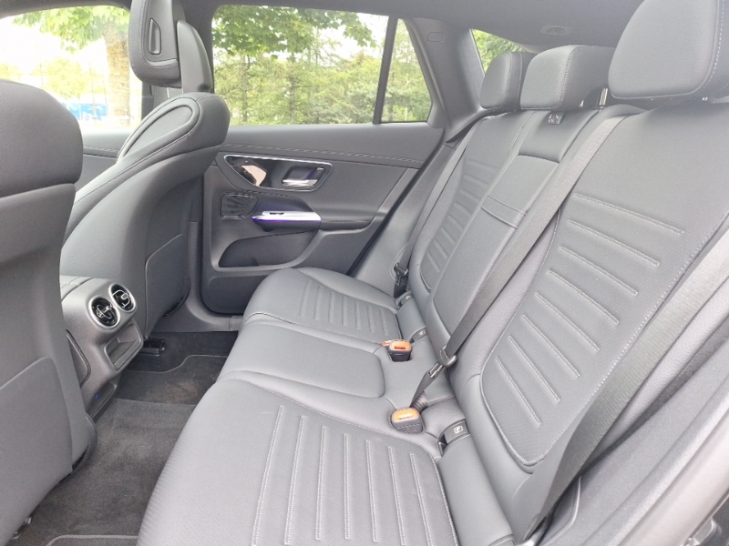 Mercedes-Benz GLC Class Glc 300De 4Matic Amg Line Premium 9G-tronic Black #6