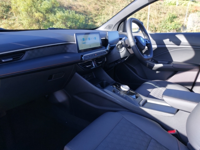 MG MG3 1.5 Hybrid Trophy White #5