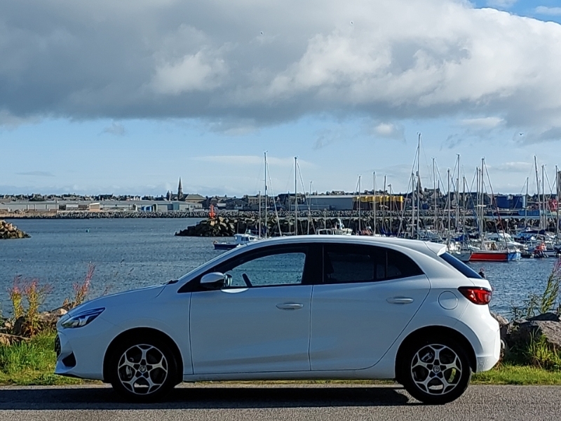 MG MG3 1.5 Hybrid Trophy White #4