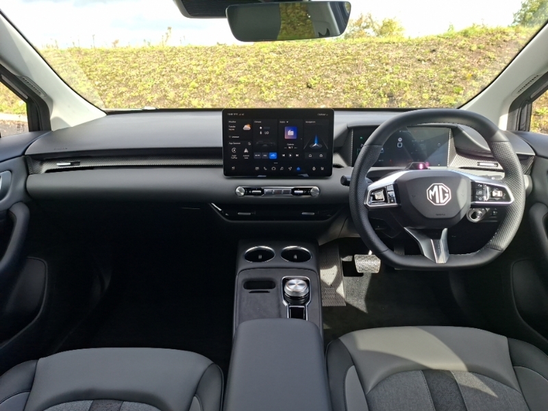 MG MG4 170Kw Premium Long Range 64Kwh Black #3