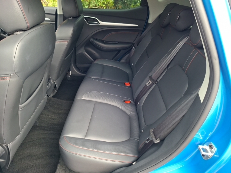 MG ZS 1.0T Gdi Exclusive Blue #6