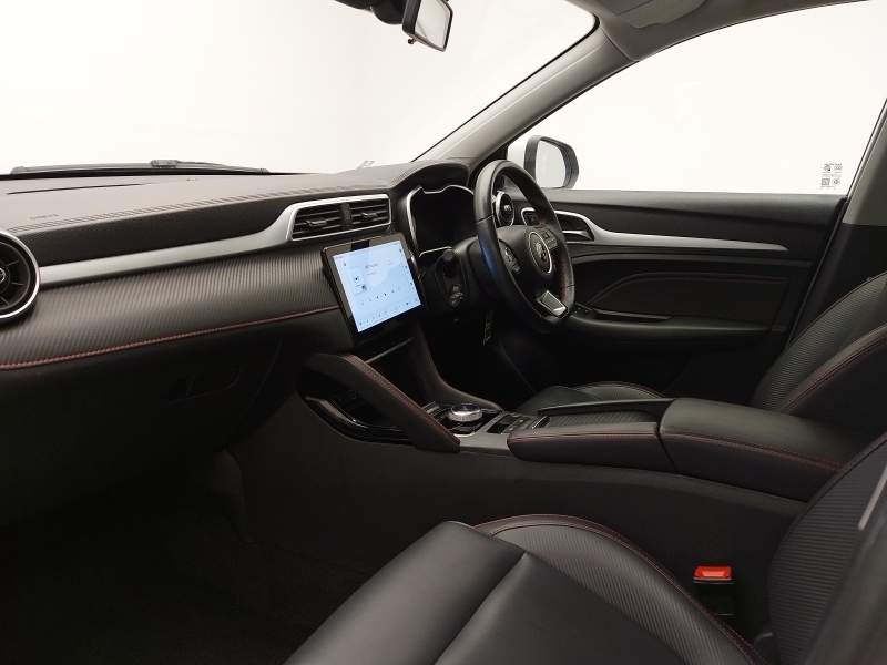 MG ZS 115Kw Trophy Connect Ev Long Range73kwh White #5