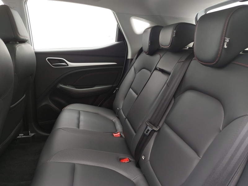 MG ZS 115Kw Trophy Connect Ev Long Range73kwh White #6