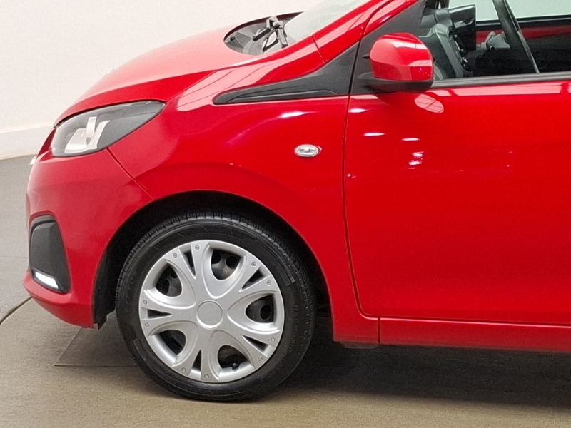 Peugeot 108 108 Active Red #18