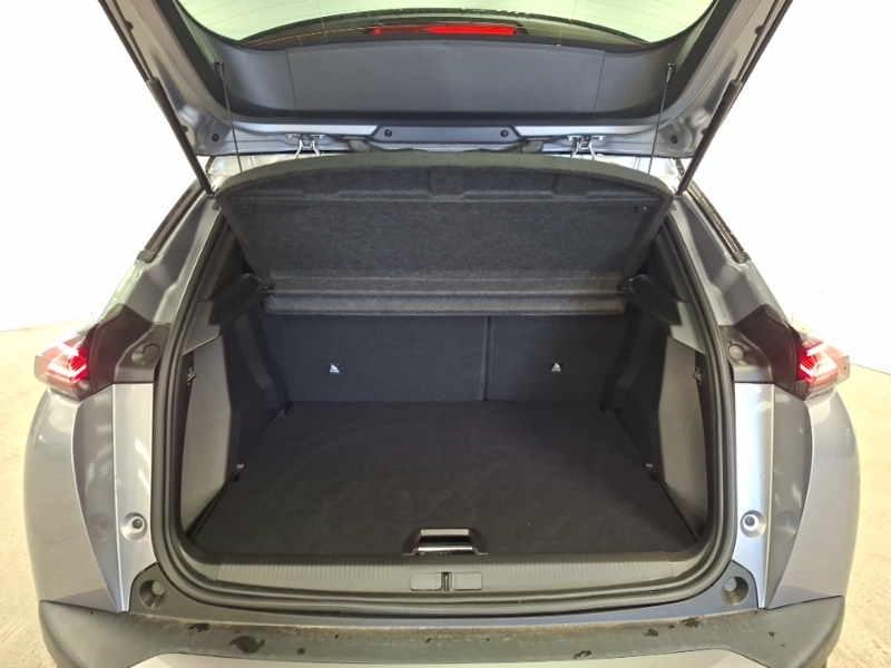 Peugeot 2008 1.2 Puretech Active White #18