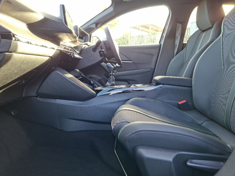 Peugeot 208 1.2 100 Turbo Gt Grey #5