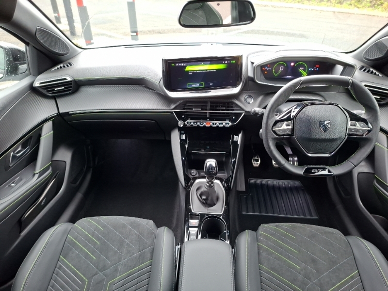Peugeot 208 1.2 100 Turbo Gt Premium White #3