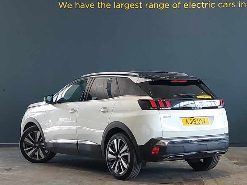 Peugeot 3008 1.6 Puretech 180 Gt Line Premium Eat8 White #2
