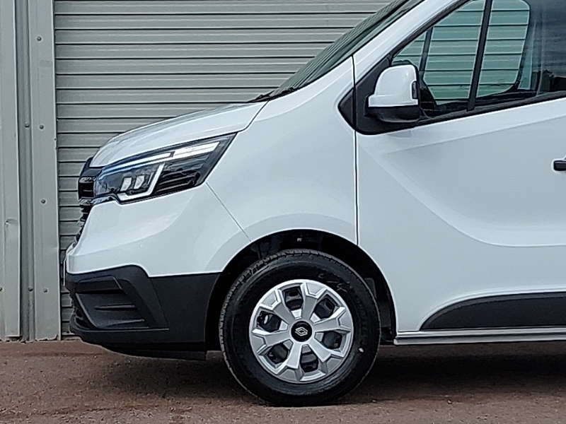 Renault Trafic Ll30 Blue Dci 150 Extra Safety Van White #18