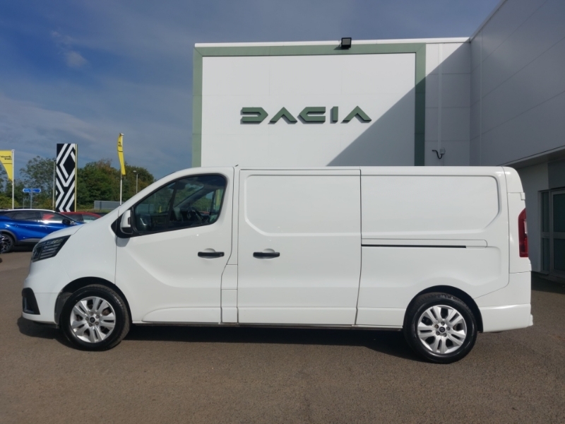 Renault Trafic Ll30 Blue Dci 130 Extra Safety Van White #4