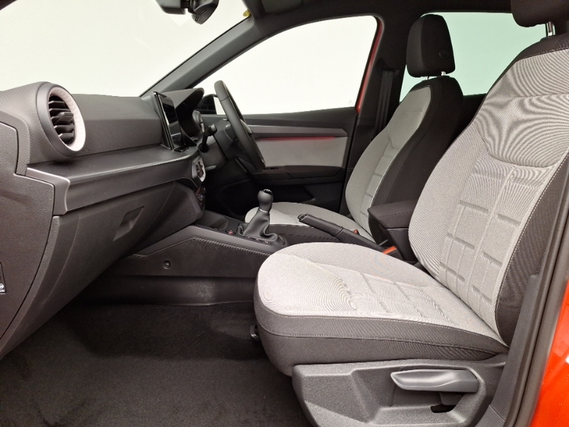 Seat Arona 1.0 Tsi 115 Fr Red #5