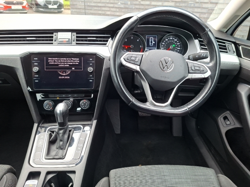 Volkswagen Passat Se Nav Silver #8