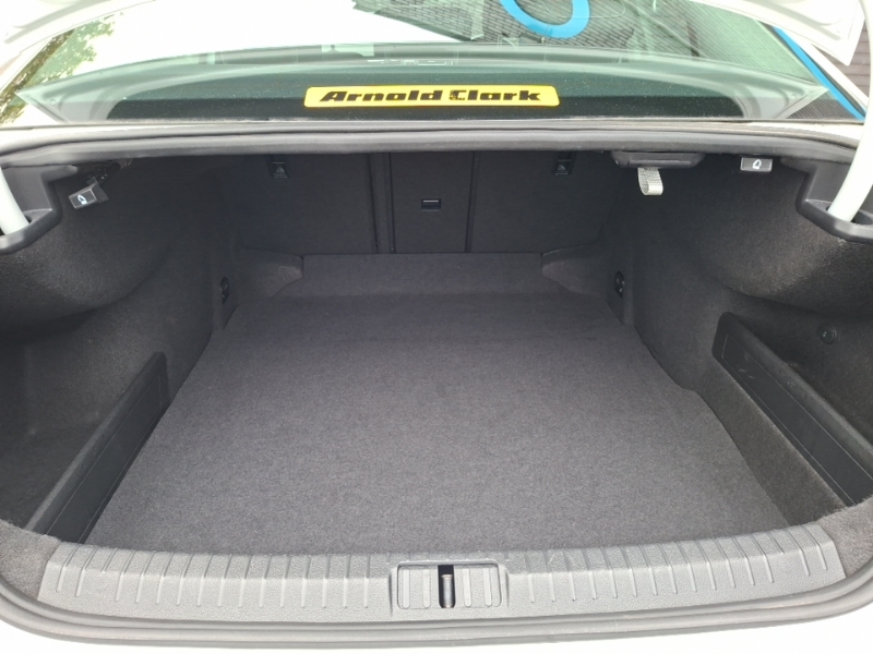Volkswagen Passat Se Nav Silver #18