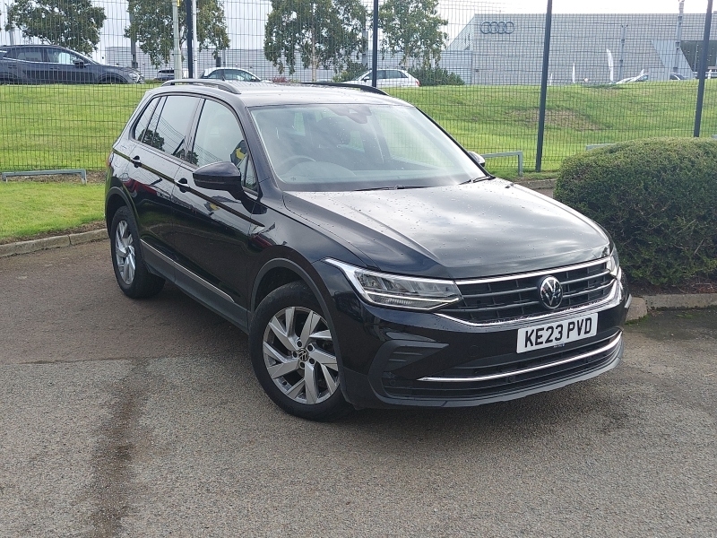 Volkswagen Tiguan 1.5 Tsi 150 Life Dsg Black