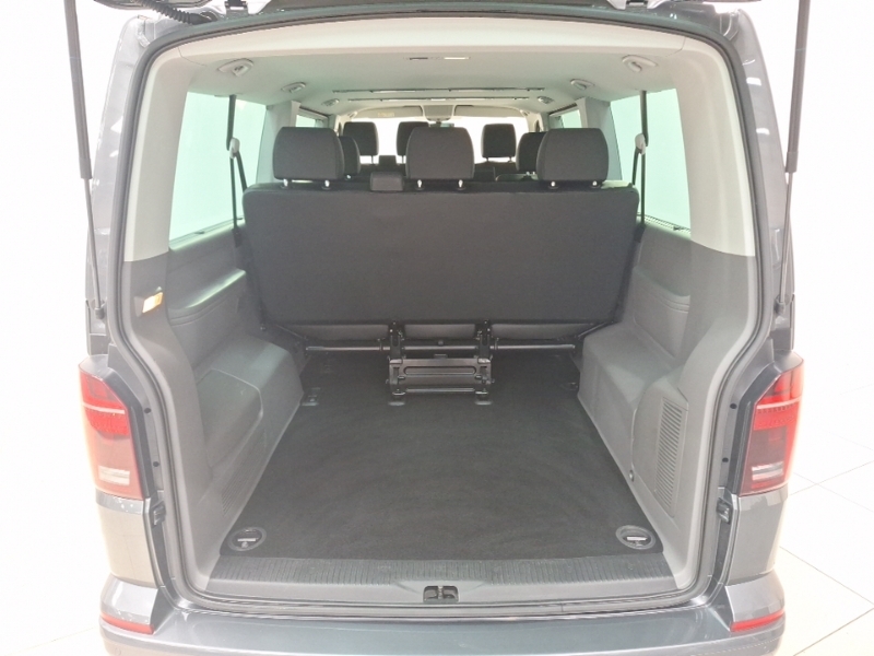 Volkswagen Transporter Shuttle 2.0 Tdi 150Ps Se Minibus Black #18