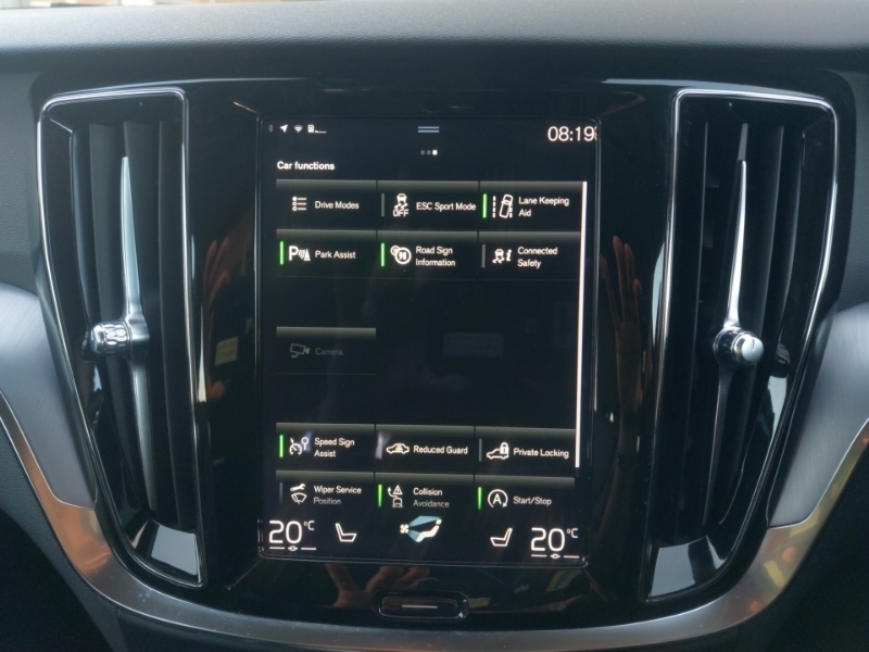 Volvo V60 R Design #17