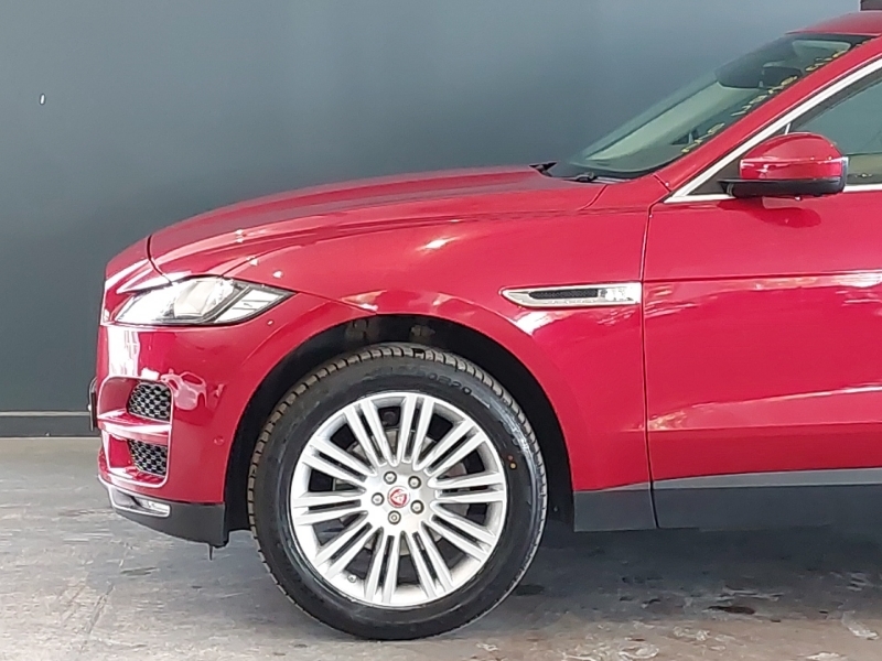 Jaguar F-Pace 2.0D R-sport Awd White #19
