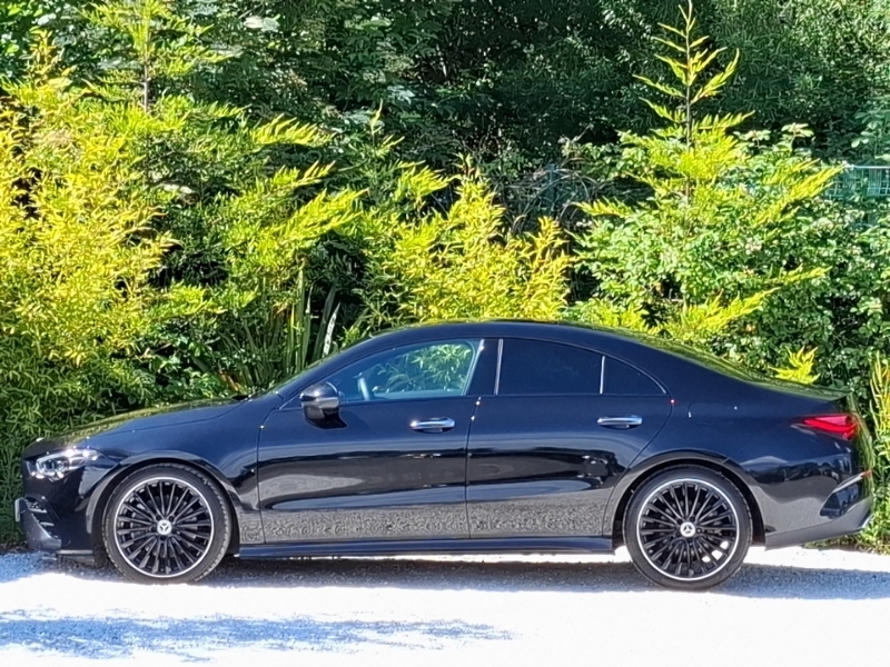Mercedes-Benz CLA Class Cla 220D Amg Line Premium Plus Tip Black #4