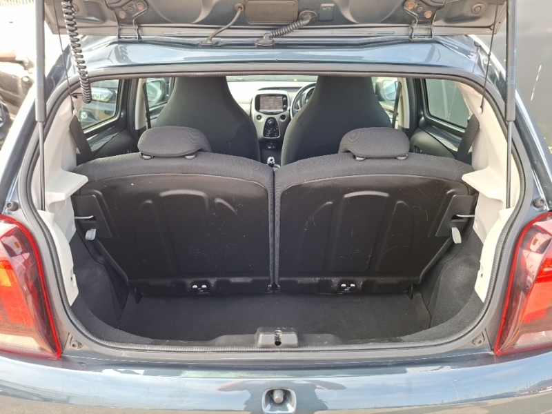Peugeot 108 1.0 Active Black #18
